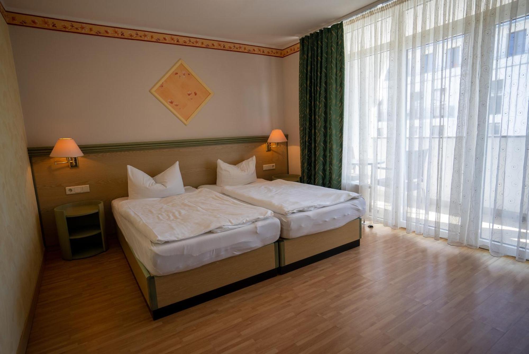 Hotel Esplanade & Aparthotel Rialto Binz Dış mekan fotoğraf